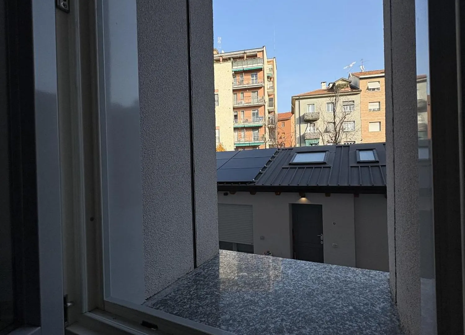 Essential Apartment Sesto San Giovanni Italy