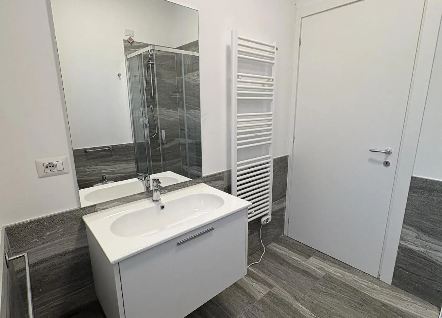 Essential Apartment Sesto San Giovanni